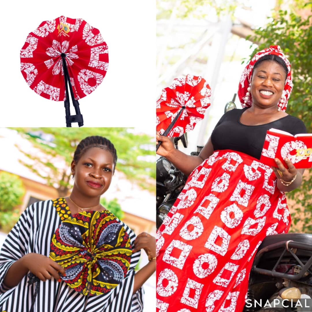 ACCRA DELIGHT - Folded Fans